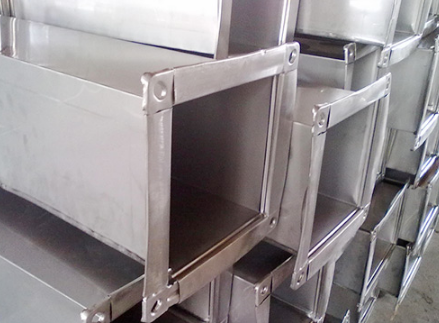 簡(jiǎn)述下不銹鋼焊接風(fēng)管安裝的施工要求 簡(jiǎn)述下不銹鋼焊接風(fēng)管安裝的施工要求